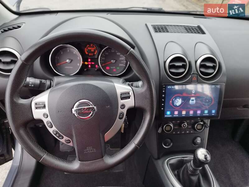 Внедорожник / Кроссовер Nissan Qashqai+2 2009 в Полонном