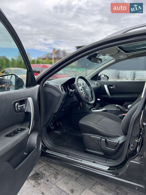 Внедорожник / Кроссовер Nissan Qashqai+2 2009 в Луцке фото 12 Внедорожник / Кроссовер Nissan Qashqai+2 2009 в Луцке