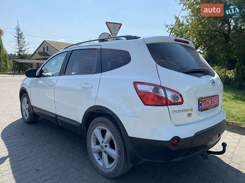 Внедорожник / Кроссовер Nissan Qashqai+2 2013 в Бродах