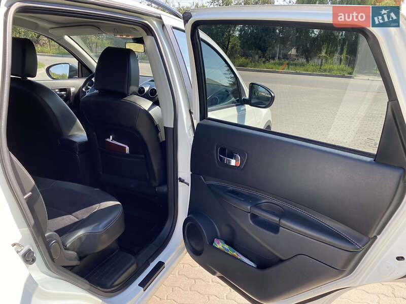 Внедорожник / Кроссовер Nissan Qashqai+2 2013 в Бродах