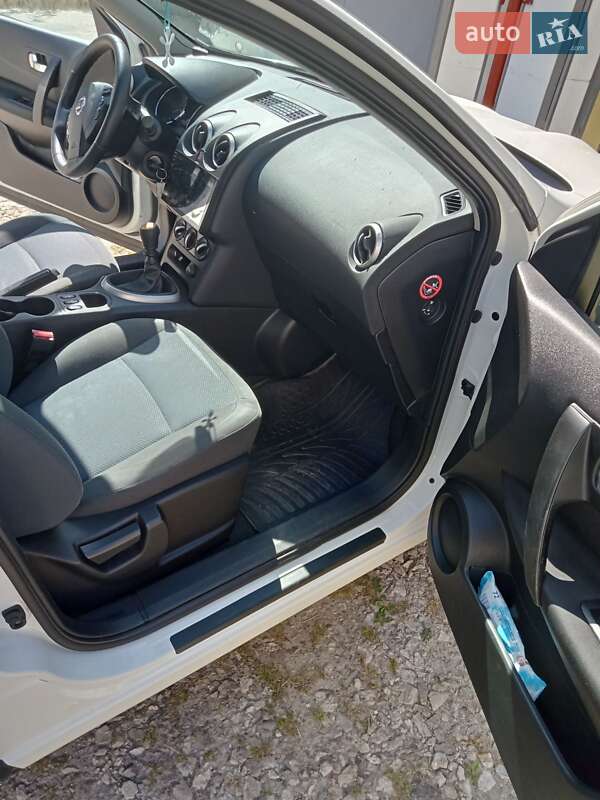 Внедорожник / Кроссовер Nissan Qashqai+2 2013 в Тернополе