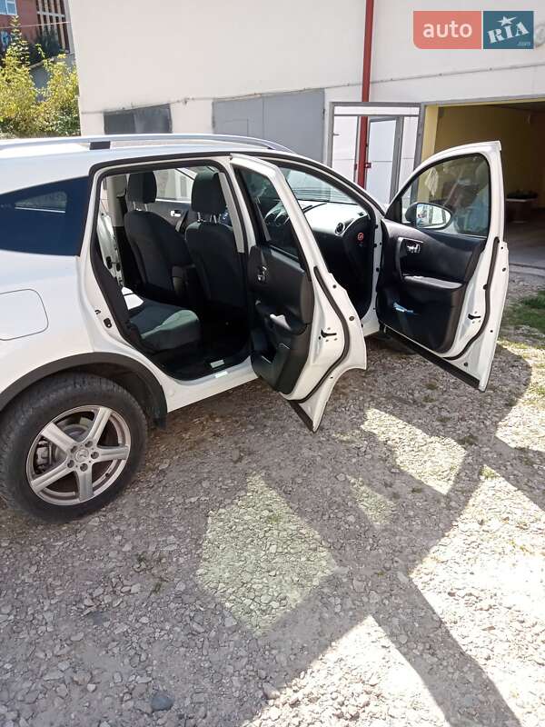 Внедорожник / Кроссовер Nissan Qashqai+2 2013 в Тернополе