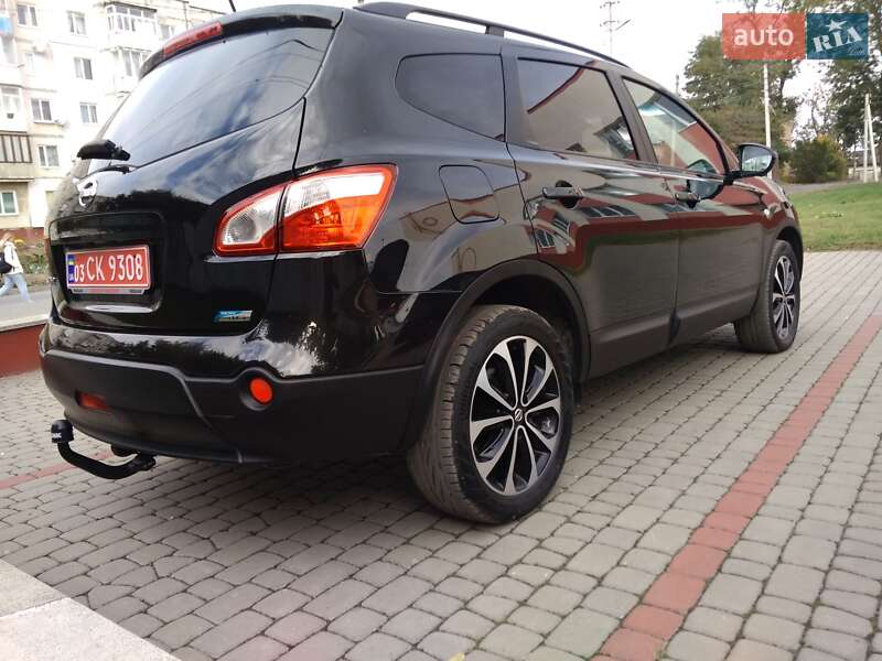 Внедорожник / Кроссовер Nissan Qashqai+2 2014 в Дубно фото 4 Внедорожник / Кроссовер Nissan Qashqai+2 2014 в Дубно