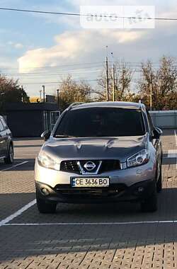 Внедорожник / Кроссовер Nissan Qashqai+2 2010 в Черновцах