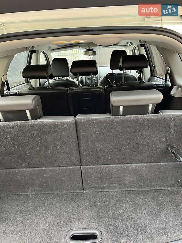 Внедорожник / Кроссовер Nissan Qashqai+2 2013 в Кельменцах