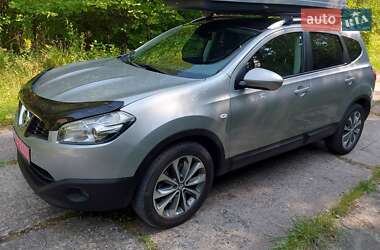 Позашляховик / Кросовер Nissan Qashqai+2 2013 в Дубні