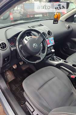 Внедорожник / Кроссовер Nissan Qashqai+2 2010 в Шостке