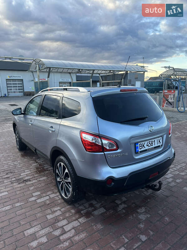 Позашляховик / Кросовер Nissan Qashqai+2 2012 в Сарнах