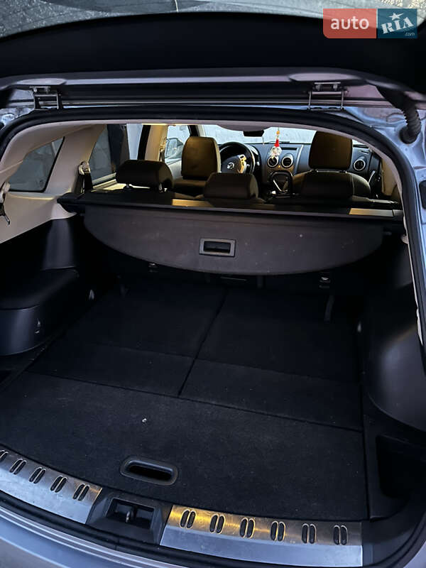 Позашляховик / Кросовер Nissan Qashqai+2 2012 в Сарнах