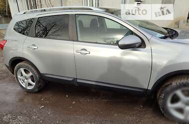 Внедорожник / Кроссовер Nissan Qashqai+2 2009 в Чорткове