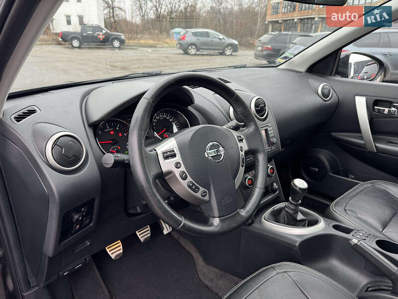 Позашляховик / Кросовер Nissan Qashqai+2 2013 в Рівному