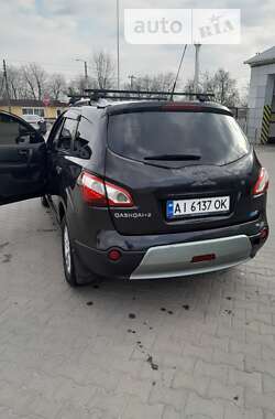 Внедорожник / Кроссовер Nissan Qashqai+2 2010 в Виннице