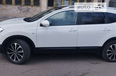 Позашляховик / Кросовер Nissan Qashqai+2 2012 в Івано-Франківську