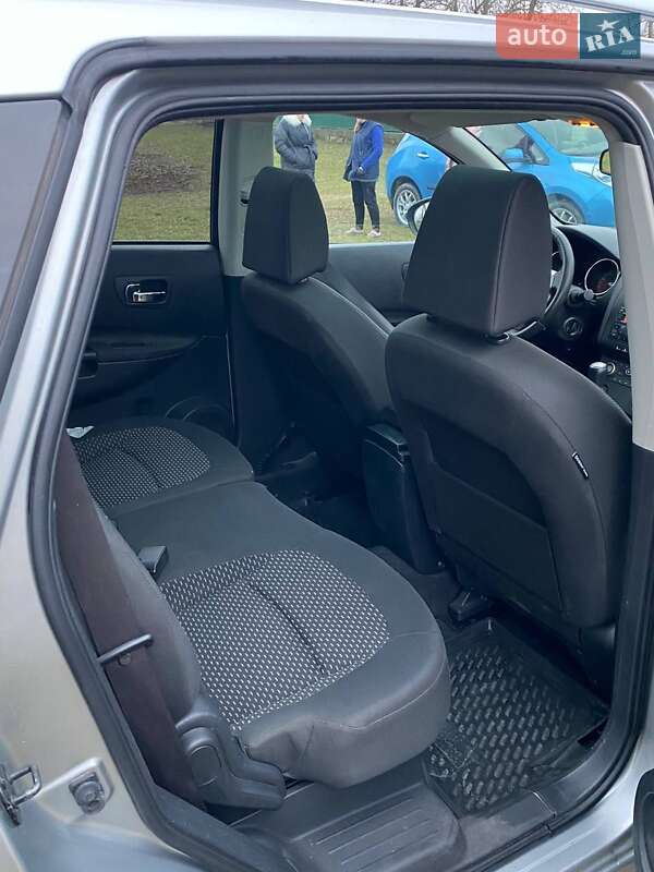 Позашляховик / Кросовер Nissan Qashqai+2 2008 в Звягелі фото 12 Позашляховик / Кросовер Nissan Qashqai+2 2008 в Звягелі