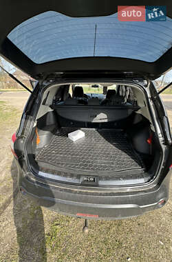 Позашляховик / Кросовер Nissan Qashqai+2 2011 в 
