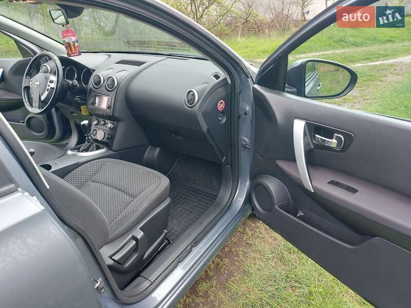 Внедорожник / Кроссовер Nissan Qashqai+2 2009 в Тернополе