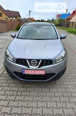 Позашляховик / Кросовер Nissan Qashqai+2 2010 в Запоріжжі