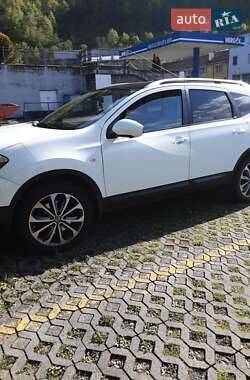 Внедорожник / Кроссовер Nissan Qashqai+2 2012 в Одессе