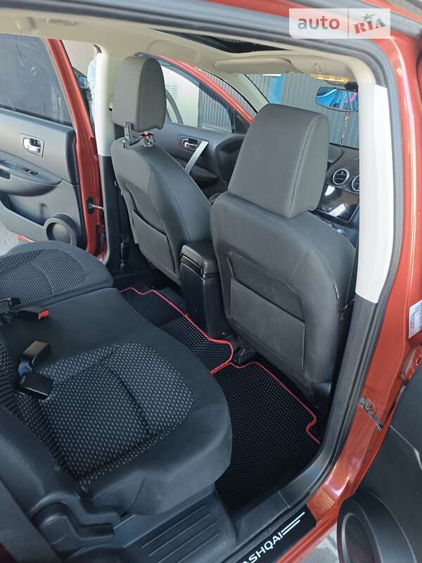 Внедорожник / Кроссовер Nissan Qashqai+2 2009 в Тернополе