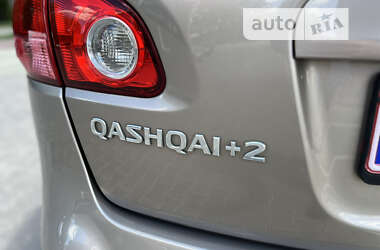 Внедорожник / Кроссовер Nissan Qashqai+2 2009 в Хмельницком