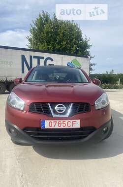 Внедорожник / Кроссовер Nissan Qashqai+2 2011 в 