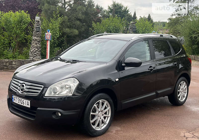 Позашляховик / Кросовер Nissan Qashqai+2 2009 в Івано-Франківську