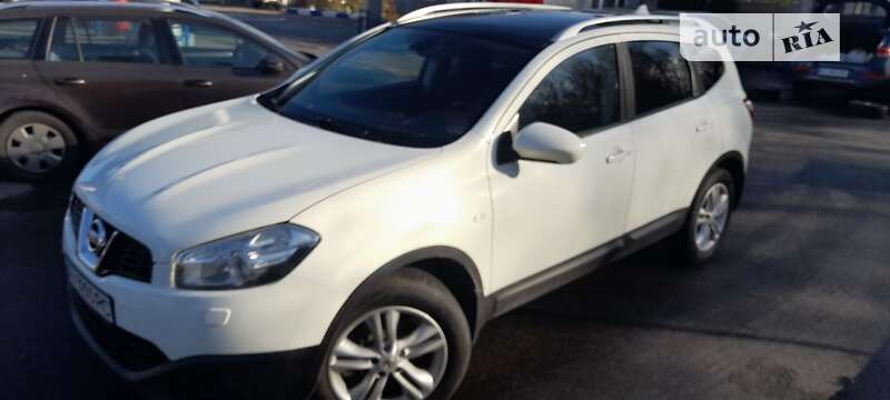 Позашляховик / Кросовер Nissan Qashqai+2 2012 в Шевченкове