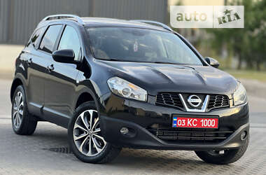 Позашляховик / Кросовер Nissan Qashqai+2 2010 в Луцьку