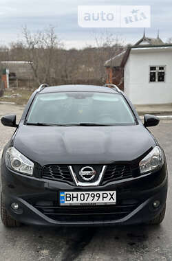 Позашляховик / Кросовер Nissan Qashqai+2 2010 в Одесі