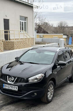 Позашляховик / Кросовер Nissan Qashqai+2 2010 в Одесі