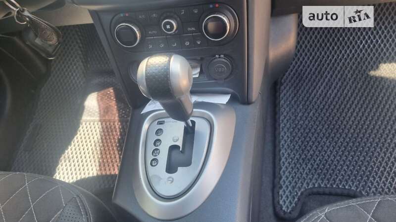 Внедорожник / Кроссовер Nissan Qashqai+2 2012 в Одессе