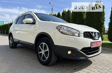 Позашляховик / Кросовер Nissan Qashqai+2 2010 в Дунаївцях