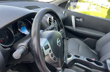 Позашляховик / Кросовер Nissan Qashqai+2 2010 в Дунаївцях