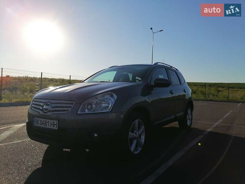 Внедорожник / Кроссовер Nissan Qashqai+2 2009 в Ровно