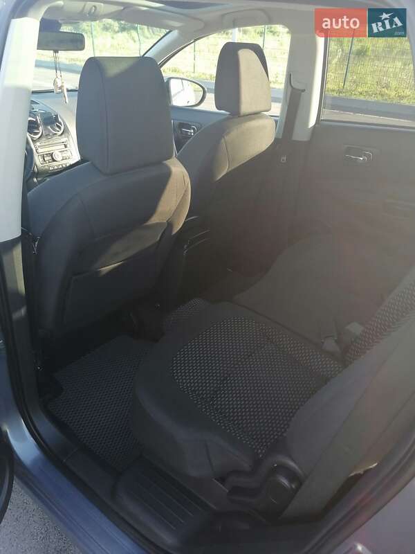 Внедорожник / Кроссовер Nissan Qashqai+2 2009 в Ровно