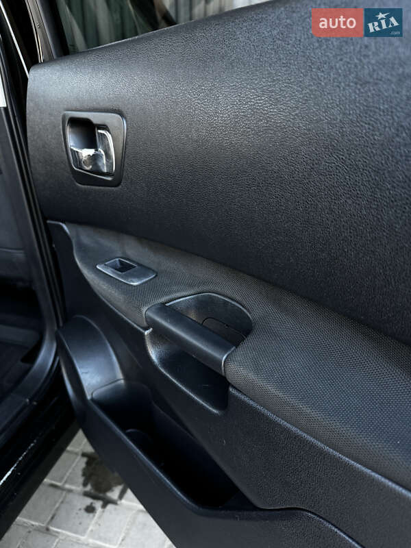 Внедорожник / Кроссовер Nissan Qashqai+2 2009 в Яготине