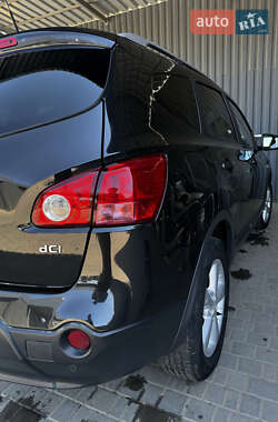 Внедорожник / Кроссовер Nissan Qashqai+2 2009 в 