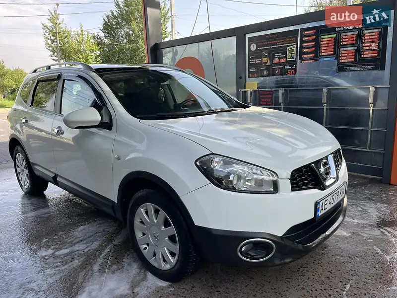 Nissan Qashqai+2