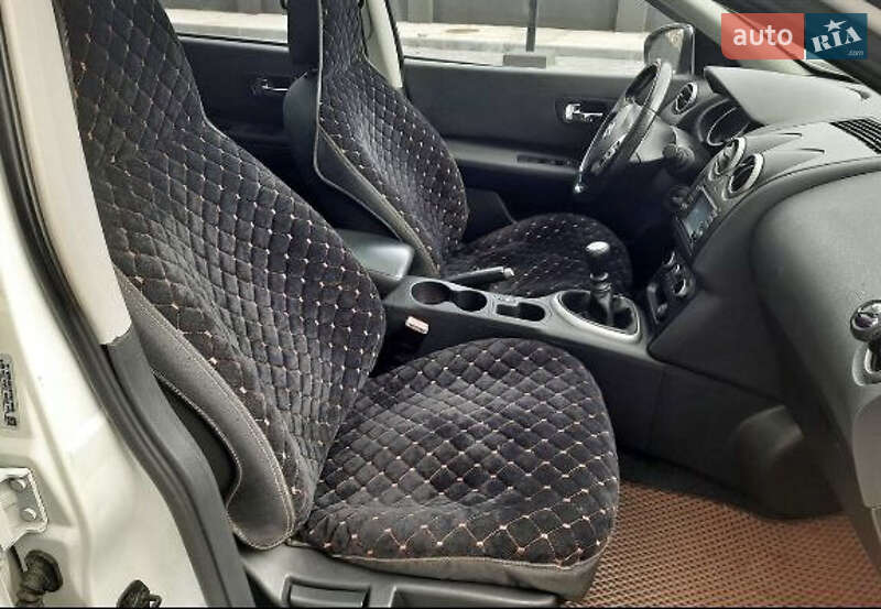 Внедорожник / Кроссовер Nissan Qashqai+2 2011 в Каменском фото 11 Внедорожник / Кроссовер Nissan Qashqai+2 2011 в Каменском