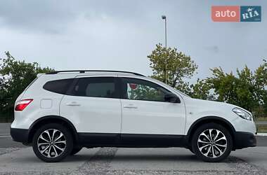 Внедорожник / Кроссовер Nissan Qashqai+2 2013 в Ужгороде