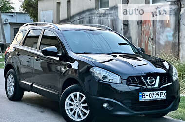 Позашляховик / Кросовер Nissan Qashqai+2 2010 в Одесі