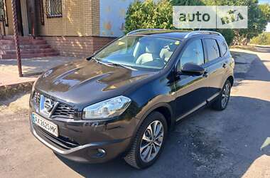 Позашляховик / Кросовер Nissan Qashqai+2 2012 в Харкові