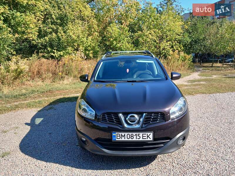 Позашляховик / Кросовер Nissan Qashqai+2 2011 в Сумах