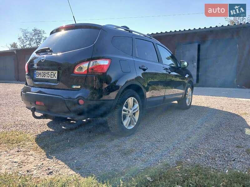 Позашляховик / Кросовер Nissan Qashqai+2 2011 в Сумах