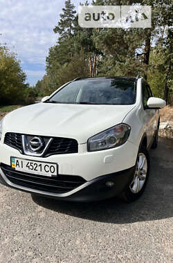 Позашляховик / Кросовер Nissan Qashqai+2 2012 в Києві