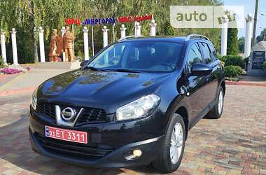 Внедорожник / Кроссовер Nissan Qashqai+2 2011 в Миргороде