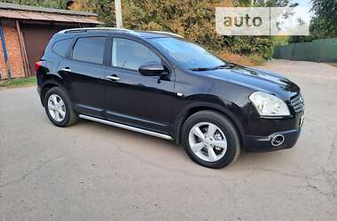 Внедорожник / Кроссовер Nissan Qashqai+2 2010 в Полтаве