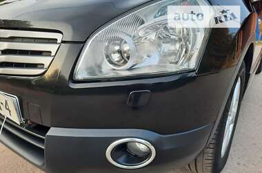 Внедорожник / Кроссовер Nissan Qashqai+2 2010 в Полтаве