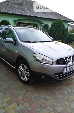 Позашляховик / Кросовер Nissan Qashqai+2 2011 в Чернівцях