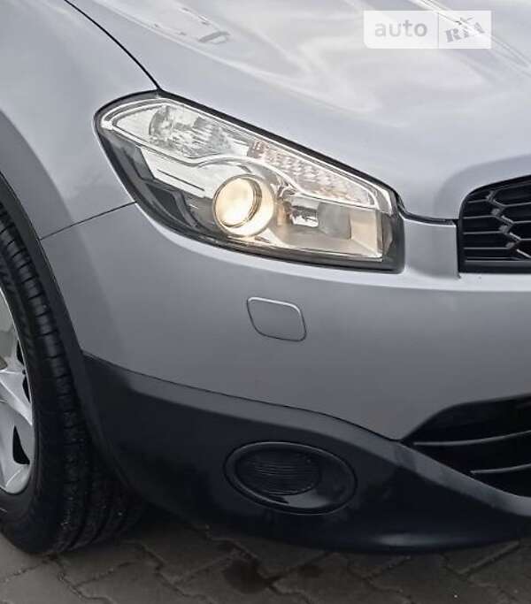 Внедорожник / Кроссовер Nissan Qashqai+2 2013 в Хмельницком